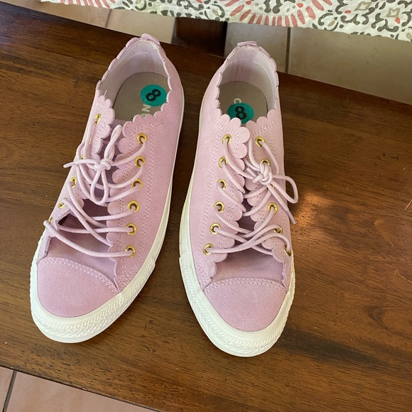 pink scalloped converse